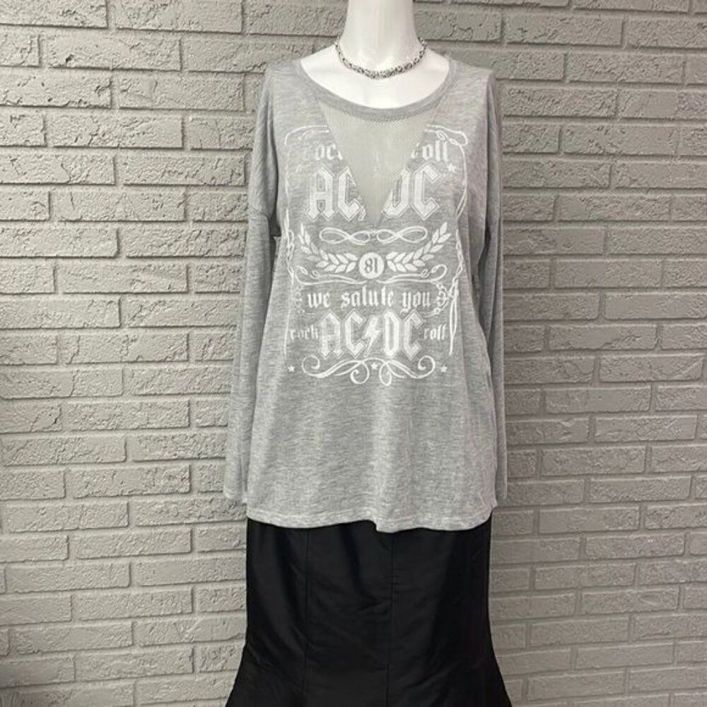 AC DC Women Gray Long Sleeve Graphic T-Shirt Size L